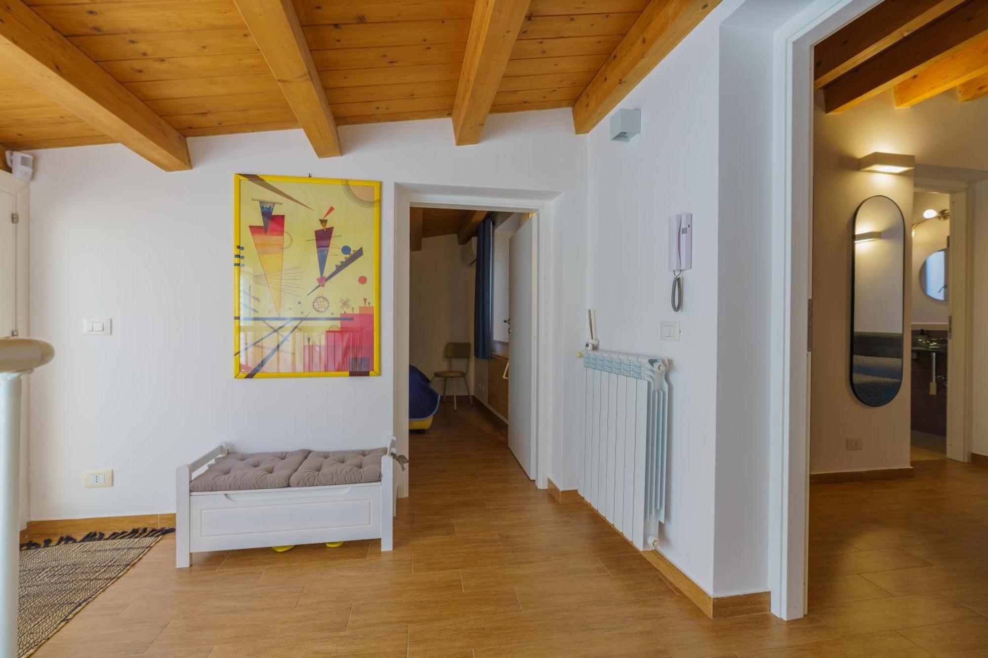 Maquedino Holiday Home & Terrace - Cozy Central Loft Palermo Exterior photo